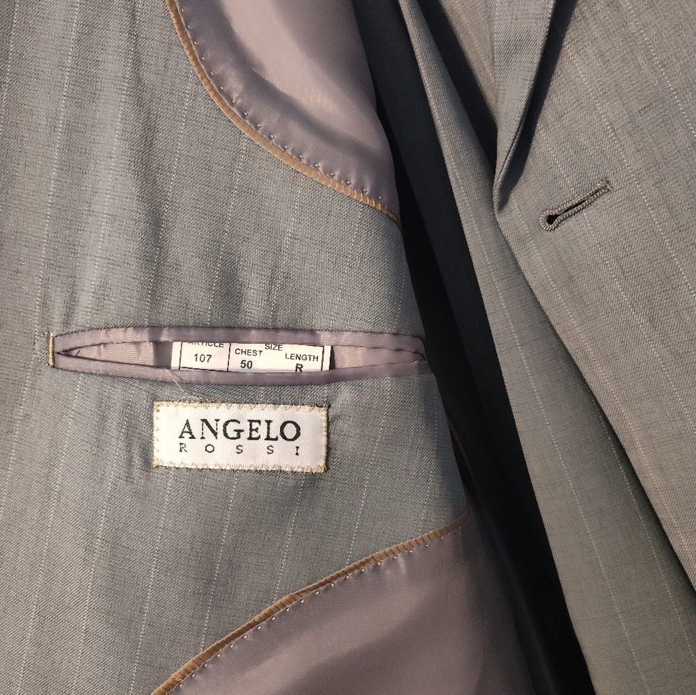 Angelo Rossi Silver/Gray Pinstriped 2pc Suit (50R)